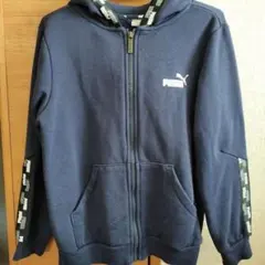 PUMA ネイビー フードパーカー 140サイズ