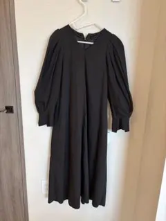 アーバンリサーチ　ブラック　ワンピース
