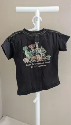 黒のキャラクターTシャツ 半袖
