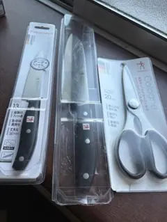 【新品】ヘンケルス 包丁2本＆キッチンバサミ 3点セット HENCKELSのサムネイル