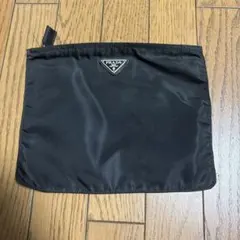 PRADA ブラックナイロンポーチ