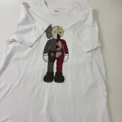UNIQLO UT KAWS Tシャツ ホワイト XL