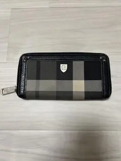 バーバリーブルーレーベル 黒 長財布