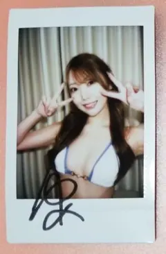西宮ゆめ　「直筆」サイン入りチェキ　　1月作品/予約特典　③　　ほっぺハート❤️ 西宮ゆめ サイン入りチェキ - メルカリ