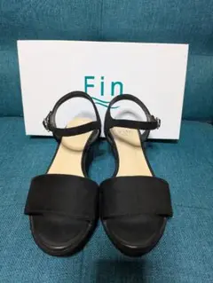 Fin ブラック ウェッジソールサンダル 23cm