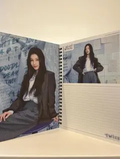 TWICE シーグリ 2026 ダイアリー　スケジュール帳　スクラップブック