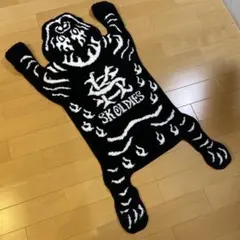 チベタンタイガーモチーフラグマット　新品未使用