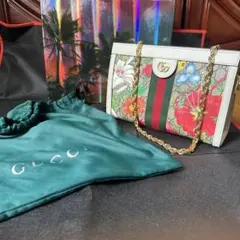 超人気】グッチ×PALACE コラボパーカー - メルカリ