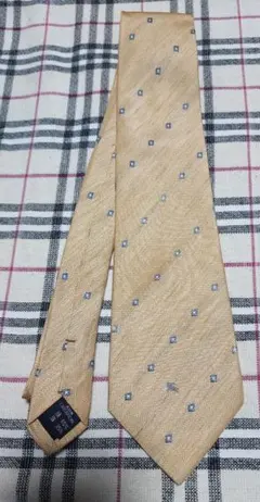 BURBERRY ベージュ模様ネクタイ