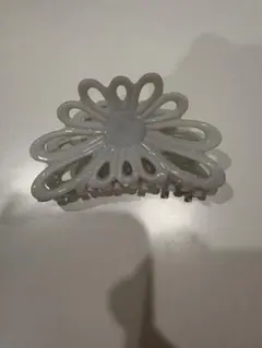 アネモネヘアクリップ