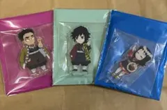 鬼滅の刃 繋がるアクリルスタンド 義勇、真菰、鱗滝 - メルカリ