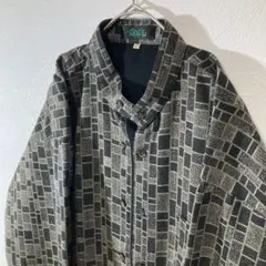 【個性派古着】日本製　長袖総柄デザインシャツ　幾何学模様 ブラックグレー　Ｌ