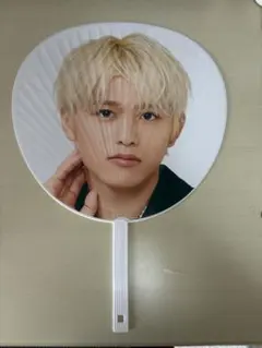 timelesz 篠塚大輝　ジャンボうちわ