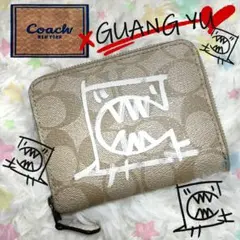 【美品】COACH GUANG YU コラボ コーチ 二つ折り財布 シグネチャー