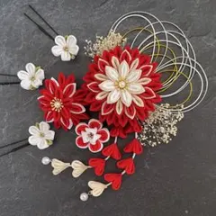 つまみ細工　髪飾り　✴︎花梨✴︎赤ベージュ　成人式卒業式　No.475再販23