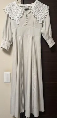 ノエラ レース襟付き七分袖ワンピース