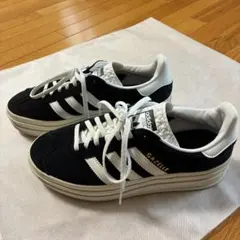 美品　アディダス　ガゼル　adidas gazelle 厚底24.5cm