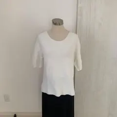 UNIQLOホワイト 半袖 Tシャツ シンプルMサイズ