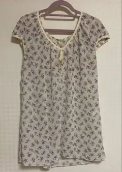 ナイスクラップ 花柄シフォンブラウス 半袖のサムネイル
