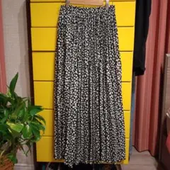 melo★様専用　nico　and…　ニコアンド 小花柄ロングスカート