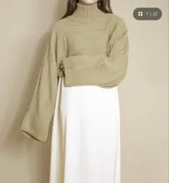 美品♡KBF ショート丈ニット
