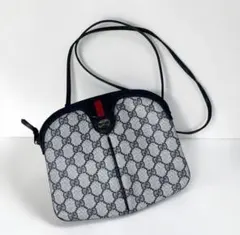 Gucci グッチ ショルダーバッグ 斜め掛け◎ GG シェリーライン ネイビーのサムネイル