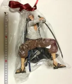 ワンピース　フィギュア　シャンクス
