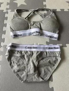 新品未使用★カルバンクラインCalvin Klein S下着 上下セット