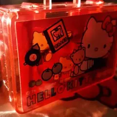 赤いトランクケースに…ʕ̢̣̣̣̣̩̩̩̩·͡˔·Ɂ̡̣̣HELLO KITTY