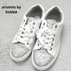 【artemis by DIANA　】ホワイトグリッター スニーカー23.5のサムネイル