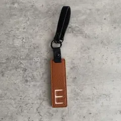 【新品・未使用】イニシャルE バッグチャーム キーホルダー