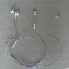 Apple 純正 有線イヤホン ライトニング 変換