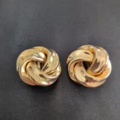 Item thumbnail for item 03766886-d9e0-4bb5-ace7-64ca74368e78