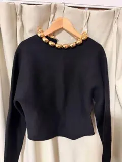 ZARA黒いニットセーター 金色ビーズ付き