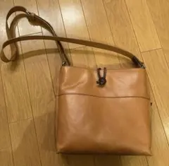 ショルダーバッグ キャメル