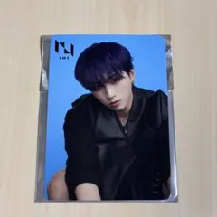 INI  THE VIEW 許豊凡 フェンファン ネオウィング トレカ