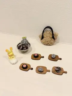 【552】トーストチャーム　ハンドメイド　ミニチュア　パン　くま　ラスト1 552】トーストチャーム ハンドメイド ミニチュア パン くま ラスト1