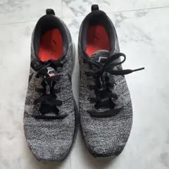 ナイキ　フライニットマックス　NIKE FLYKNIT MAX