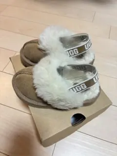 【15cm】UGG トドラー T FUNKETTE