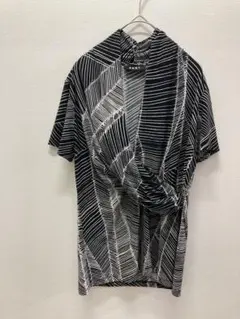 DKNY ストライプ柄 半袖トップス モノトーン ドレープデザイン カットソー