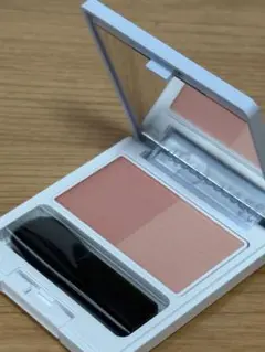 【お値引き不可！】ナチュラグラッセ チークブラッシュN 03