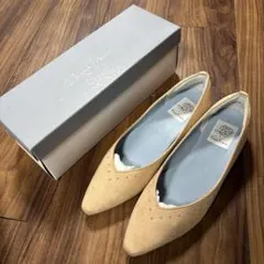 Emma Frances ベージュ フラットパンプス