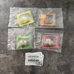 パペットスンスン シャカシャカ キャンディチャーム　4種