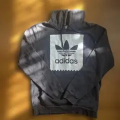 adidas 黒 フード付きパーカー Mサイズ