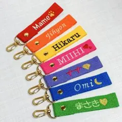 ⭐︎ラメ糸刺繍⭐︎ネームタグオーダー名前タグ名前ストラップキーホルダー推し活グッズ