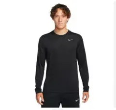 Nike ブラック ロングスリーブ 長袖　レジェンド