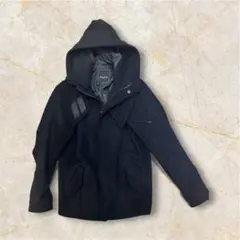 黒いウールコート フード付き　本日特価商品！