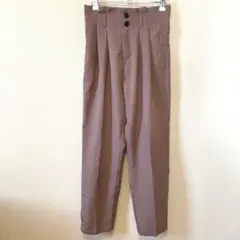 apres jour ボタンデザイン タック テーパードパンツ M モカのサムネイル