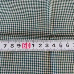 緑と白のチェック柄綿生地 約86✕86cm　422
