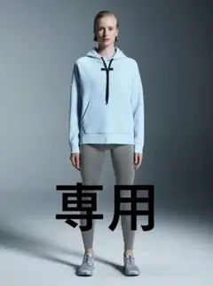 On　ランニング　 hoodie　フーディー　色Arctic　水色レディースＳのサムネイル